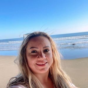 Meet your Posher, Elsy